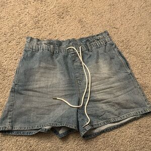 Gap denim short